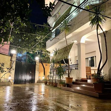 Mandarine Hostel Tirana Kültér fotó