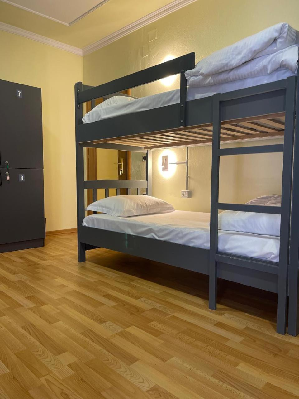 Mandarine Hostel Tirana Kültér fotó
