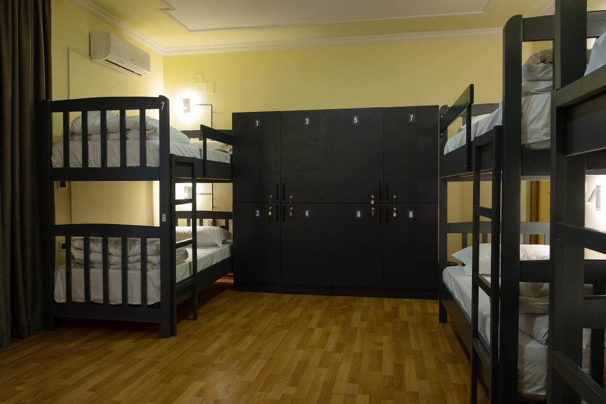 Mandarine Hostel Tirana Kültér fotó